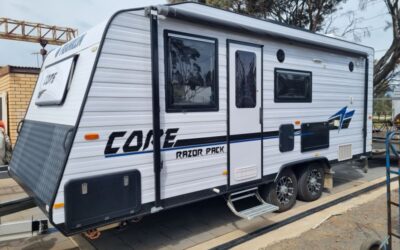 FRANKLIN CORE RAZOR   4 Berth With Bunks Ensuite 2017  **Onsite Hire Only